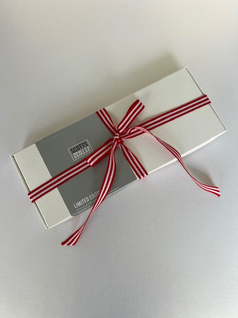 LIMITED EDITION FESTIVE WAX MELT HEARTS GIFT BOX