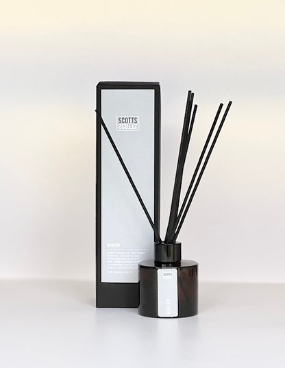 WINTRY AMBER GLASS REED DIFFUSER