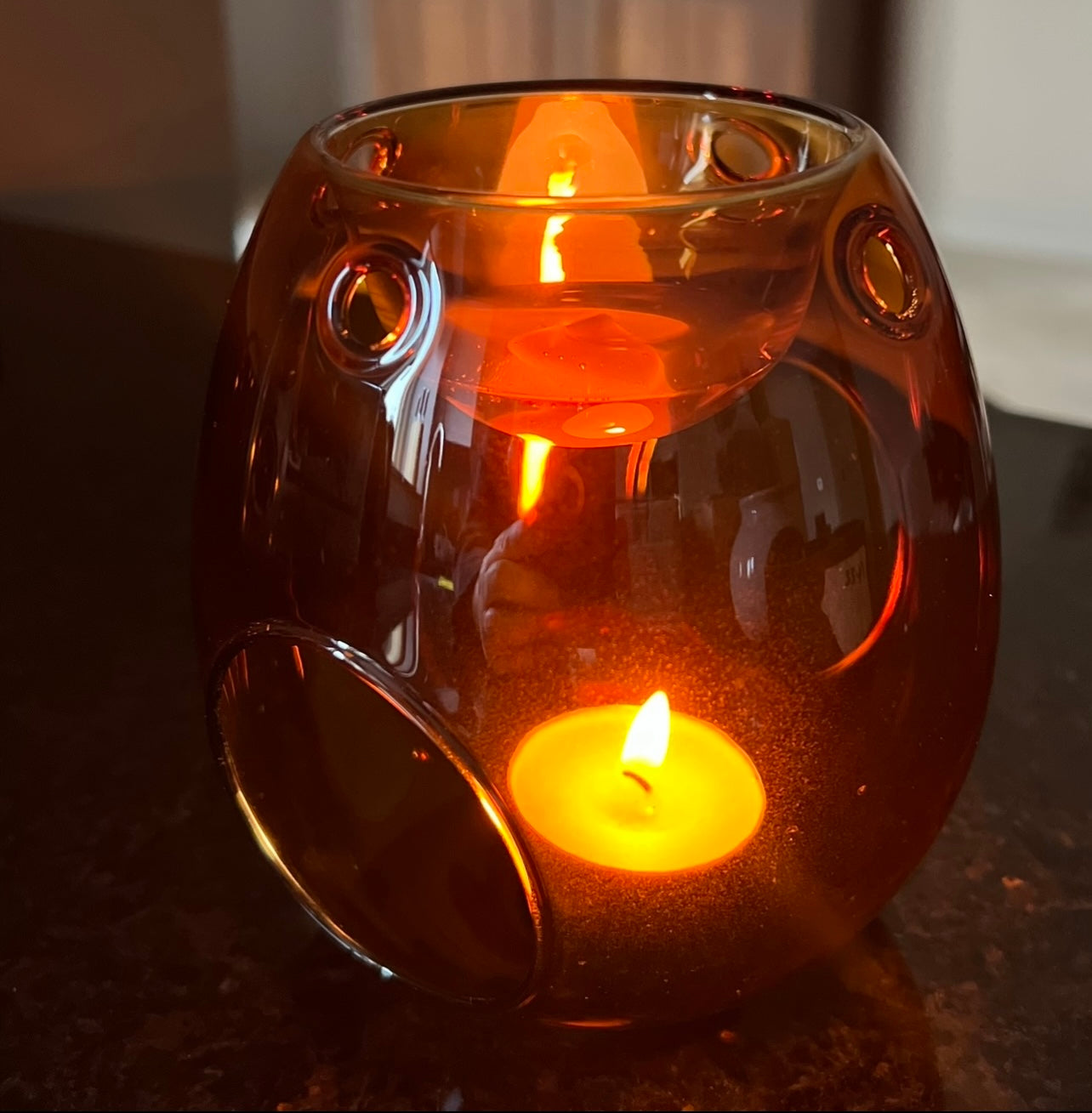 WAX MELT WARMER - AMBER GLASS