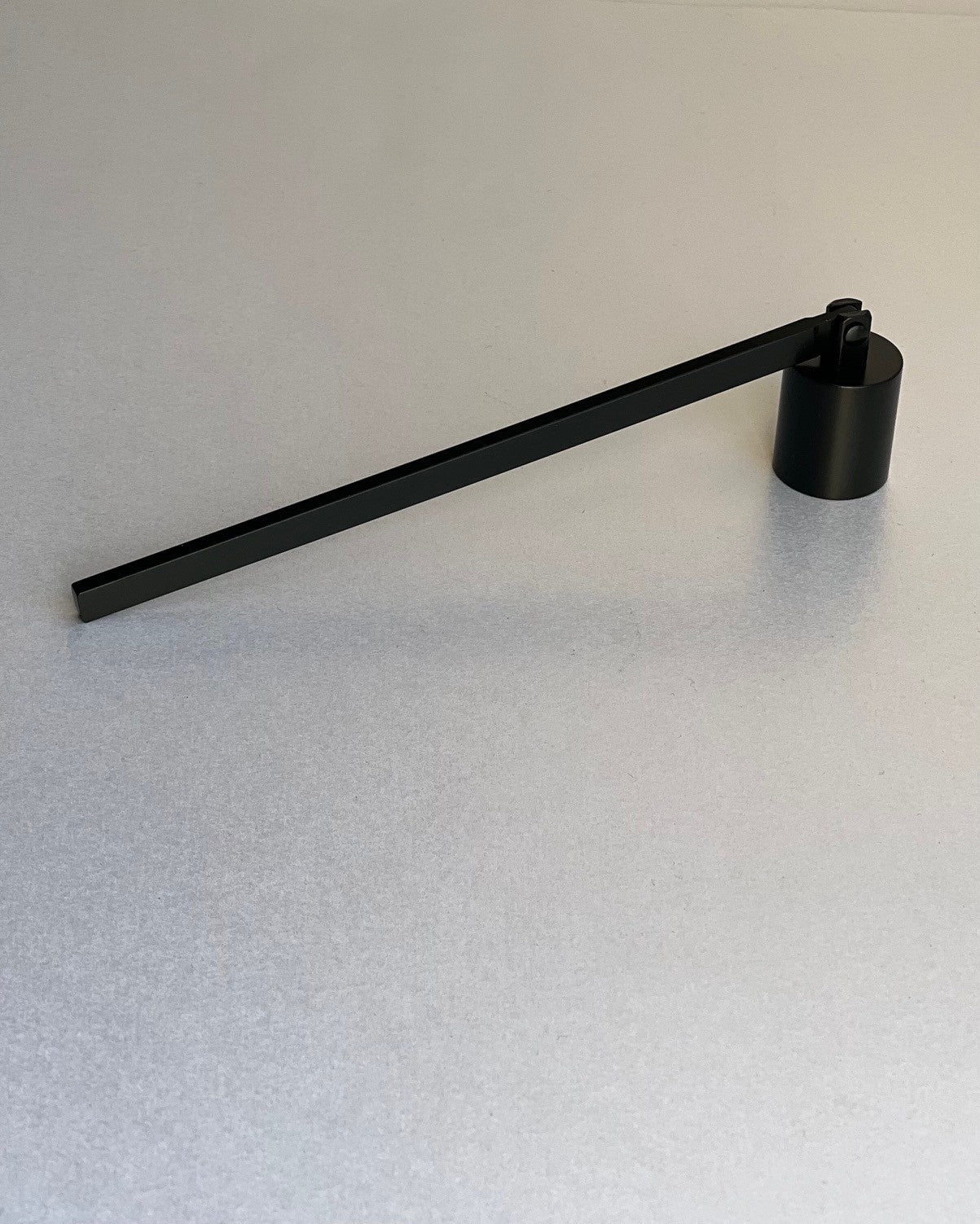 WICK SNUFFER - MATTE BLACK