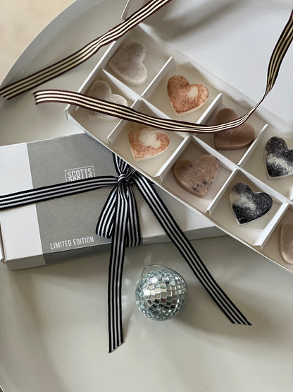 LIMITED EDITION WAX MELT HEARTS GIFT BOX (FEELING COSY)